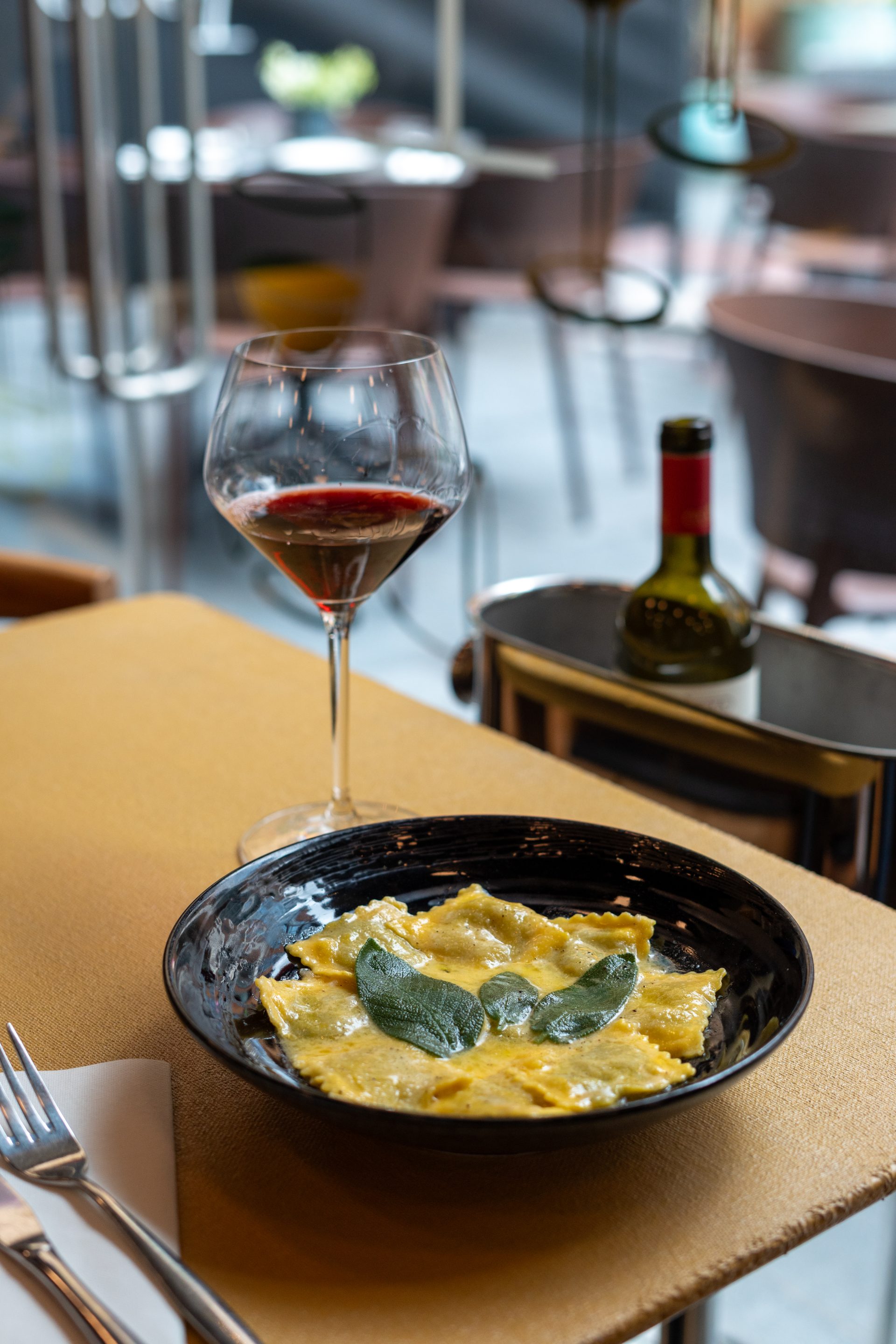 Dalla Terra, London — image 8